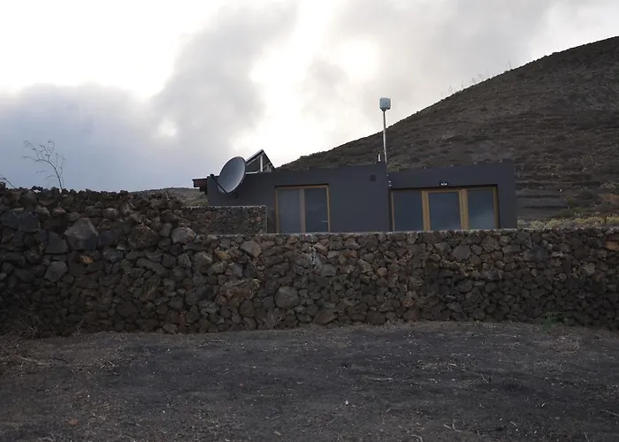 La Casita Del Volcan بيت للعطل