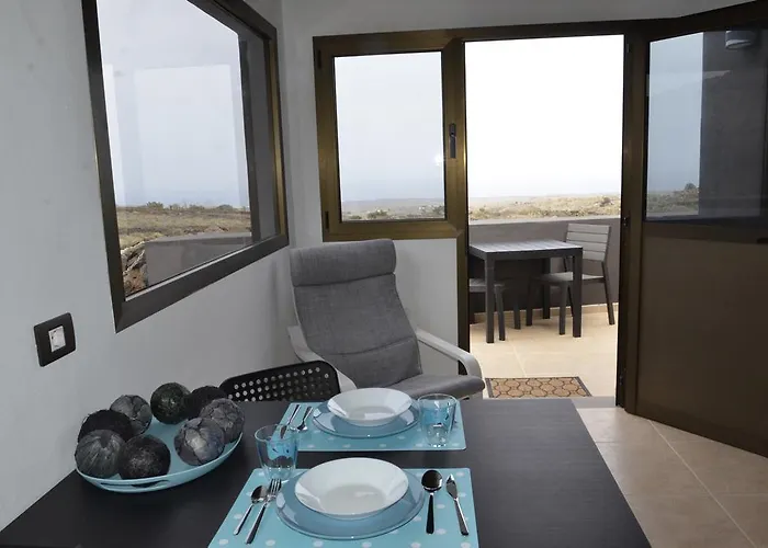 La Casita Del Volcan بيت للعطل