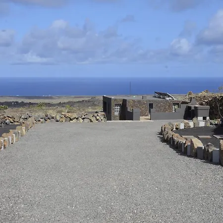 La Casita Del Volcan Дом отдыха Ье